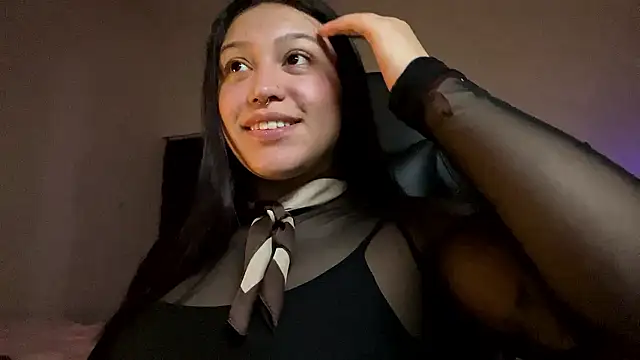 Lilyhotson online show from 07.21.26