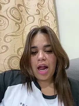 Snapshot of AliceStarshine chatting on 03.15.25 AliceStarshine online show from 03.15.25