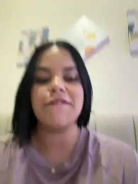 Snapshot of AliceStarshine chatting on 10.23.25 AliceStarshine online show from 10.23.25