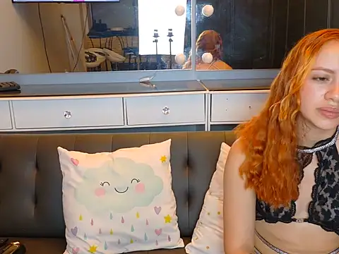 Snapshot of arabellamia68 chatting on 07.17.26 arabellamia68 online show from 07.17.26