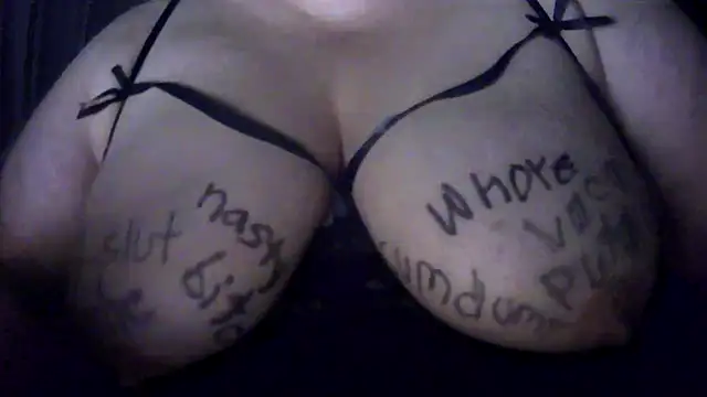 Milfcerda online show from 10.31.25