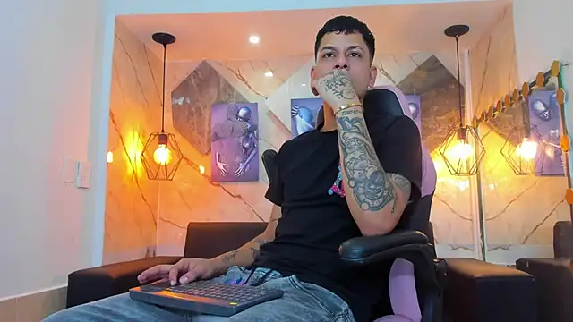 Klaar Blessed online show from 07.08.26