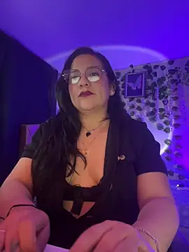 Snapshot of IVYGRETA chatting on 07.15.26 IVYGRETA online show from 07.15.26