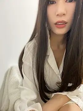 Emmaly999 online show from 07.22.26