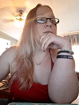 Snapshot of XxMs_StarzxX chatting on 01.30.25 XxMs StarzxX online show from 01.30.25