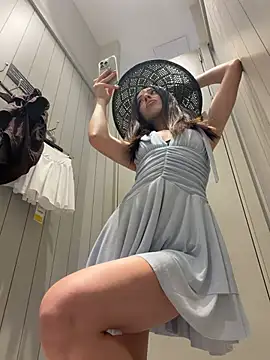 Snapshot of MoonLinaa chatting on 07.20.26 MoonLinaa online show from 07.20.26