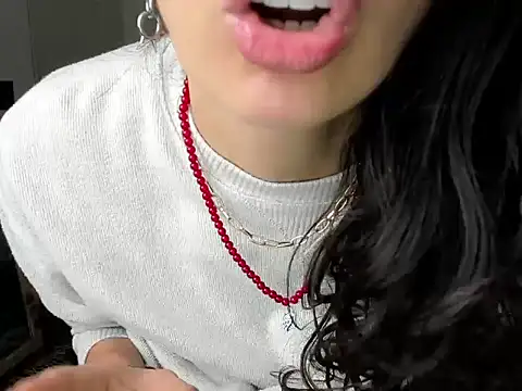 Sandalopezisback online show from 07.21.26