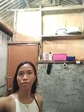 Snapshot of ShyOne1724 chatting on 07.21.26 ShyOne1724 online show from 07.21.26