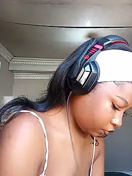 P1nk Paige online show from 07.22.26