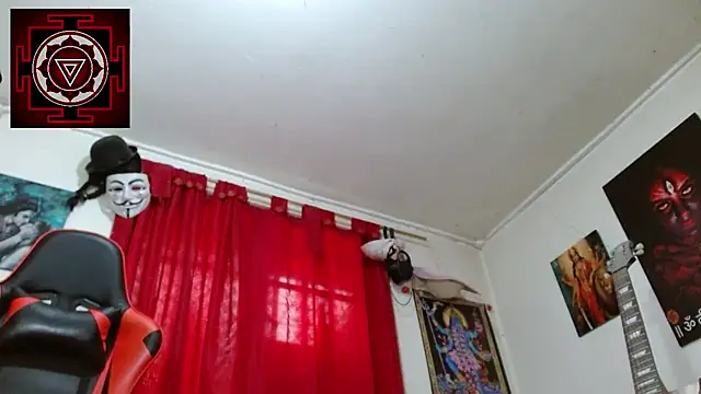 Amanda Valeska online show from 12.21.25