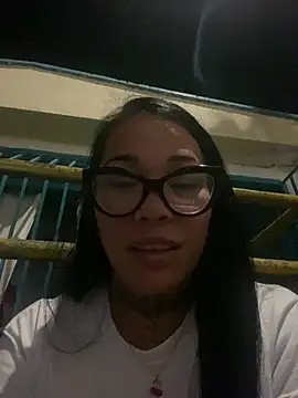 Snapshot of Angeles_doll_ chatting on 07.28.26 Angeles doll online show from 07.28.26