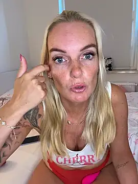 Missblondy39 online show from 07.25.26