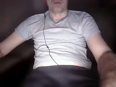 Snapshot of trebor600 chatting on 02.10.25 trebor600 online show from 02.10.25