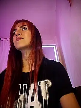 Snapshot of jessierocketx chatting on 10.04.25 jessierocketx online show from 10.04.25