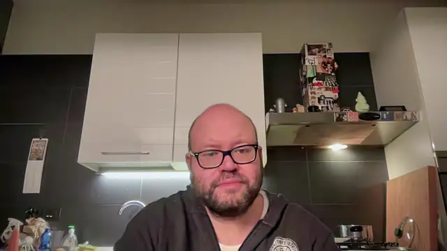 theitalianbear online show from 10.18.25