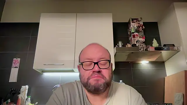 theitalianbear online show from 04.19.26