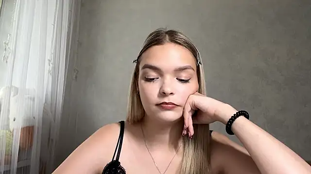 Snapshot of Aria_MonroeX chatting on 07.30.26 Aria MonroeX online show from 07.30.26