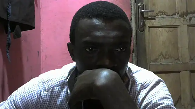 Snapshot of blakkvirus chatting on 09.18.25 blakkvirus online show from 09.18.25