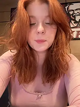 Snapshot of Freaky__Nikki chatting on 08.04.26 Freaky Nikki online show from 08.04.26