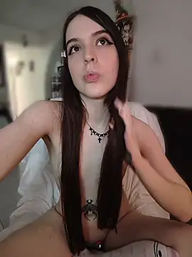FayeValentine  online show from 08.08.26