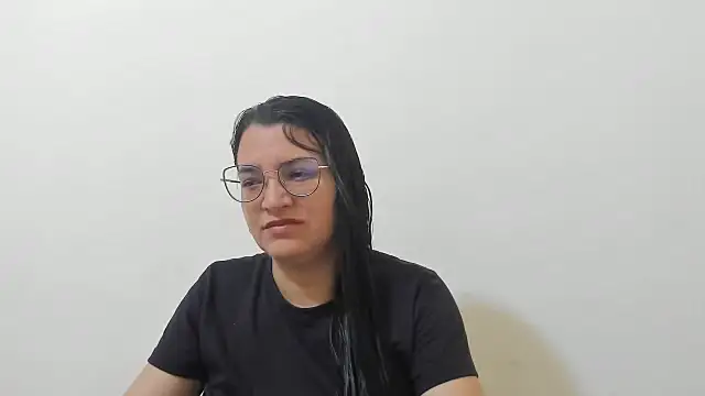 MARILYN GARCIA online show from 11.26.25