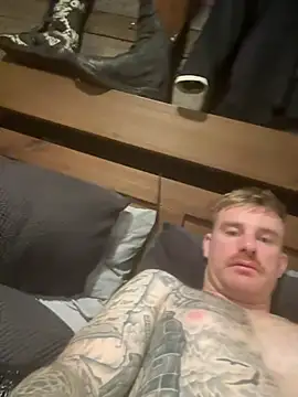 Snapshot of Lilanaldick chatting on 08.06.26 Lilanaldick online show from 08.06.26