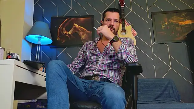 ChrisKox online show from 10.20.25