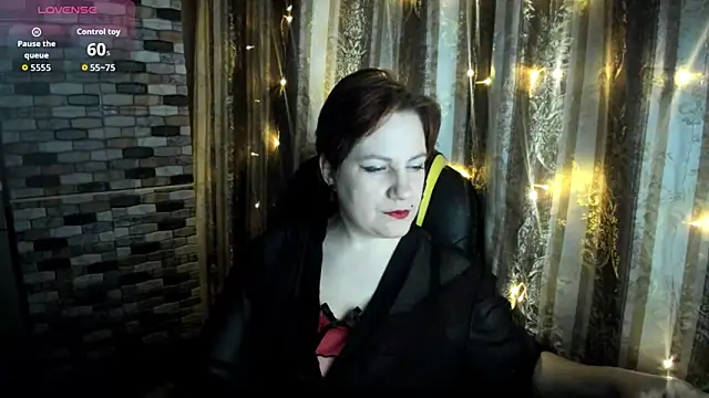 Snapshot of EvilRedd chatting on 03.28.26 EvilRedd online show from 03.28.26