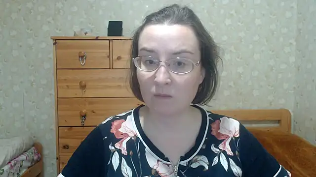 Snapshot of Smart_Rose chatting on 11.08.25 Smart Rose online show from 11.08.25