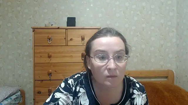 Snapshot of Smart_Rose chatting on 11.11.25 Smart Rose online show from 11.11.25