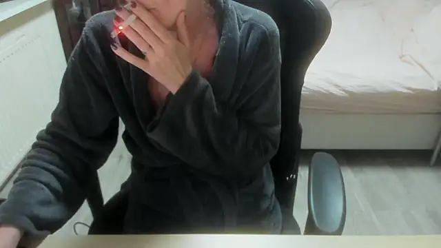 minoesje37 online show from 03.19.26