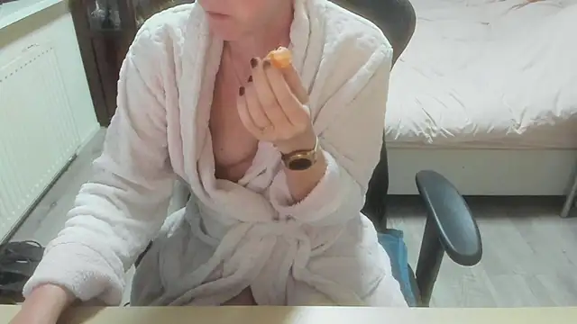 minoesje37 online show from 03.21.26