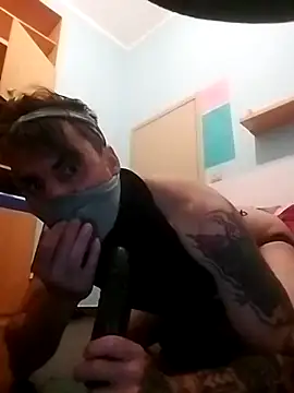 Elodie76 online show from 11.16.25