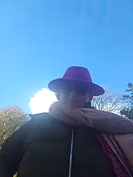 MucMilf59 online show from 10.26.25