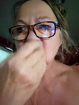 MucMilf59 online show from 05.15.26