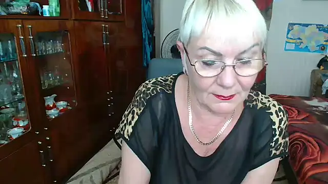 Snapshot of JenaCheim chatting on 07.17.26 JenaCheim online show from 07.17.26