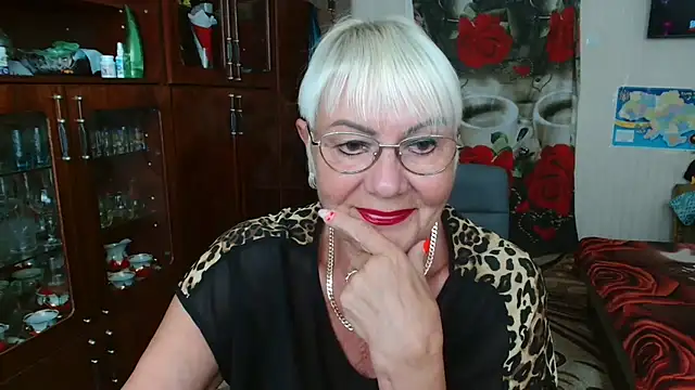 Snapshot of JenaCheim chatting on 07.27.26 JenaCheim online show from 07.27.26