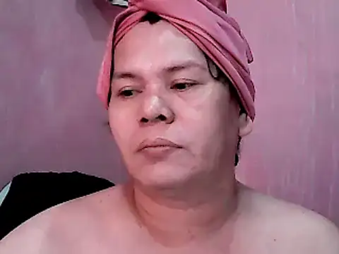 HottyLeciousCum online show from 04.20.26