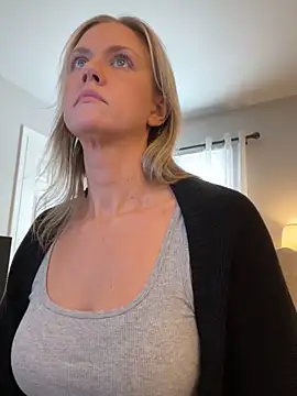 Kay Cakes online show from 11.11.25