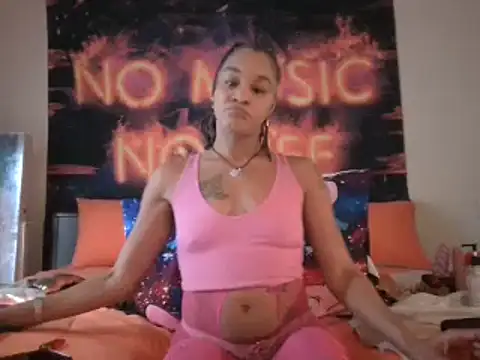 EnticingAaliyah online show from 12.12.24