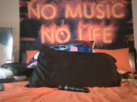 EnticingAaliyah online show from 02.16.25