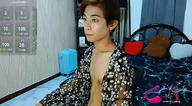 Snapshot of WildestTwink chatting on 12.06.24 WildestTwink online show from 12.06.24
