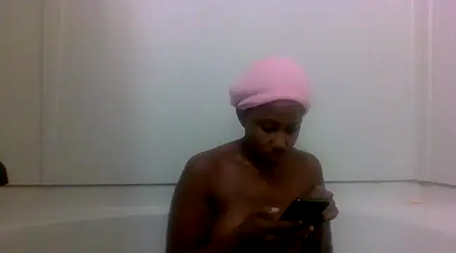 Xochillovemoney2 online show from 12.19.24