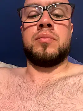 AlejoStrep online show from 11.20.25