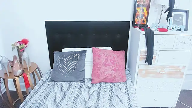 sweetMariina online show from 04.02.26