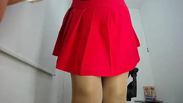 Snapshot of ReyleDoll chatting on 12.27.24 ReyleDoll online show from 12.27.24