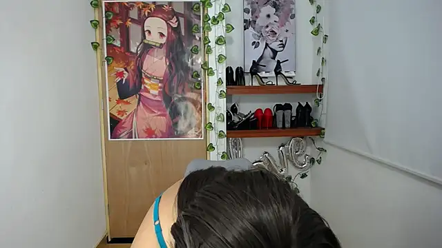 Snapshot of ReyleDoll chatting on 03.18.25 ReyleDoll online show from 03.18.25