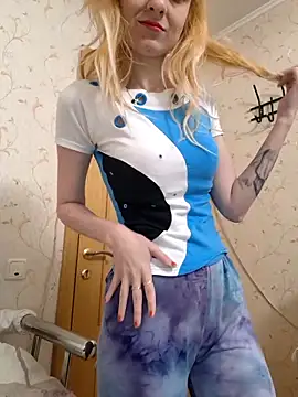 YogisticJuli666 online show from 02.14.25