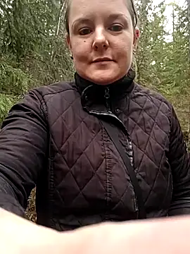 SwedishJennifer online show from 04.06.26