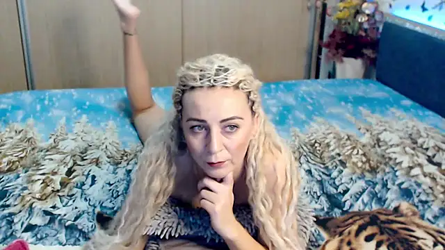 MirabelaSweet online show from 03.17.25